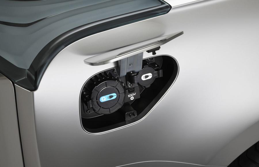  Mitsubishi PX-MiEV Concept 2009 года  (фото 6 из 16)